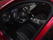 Giulia Quadrifoglio Luna Rossa 5