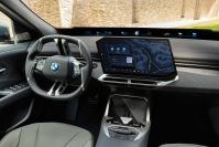 BMW iX4